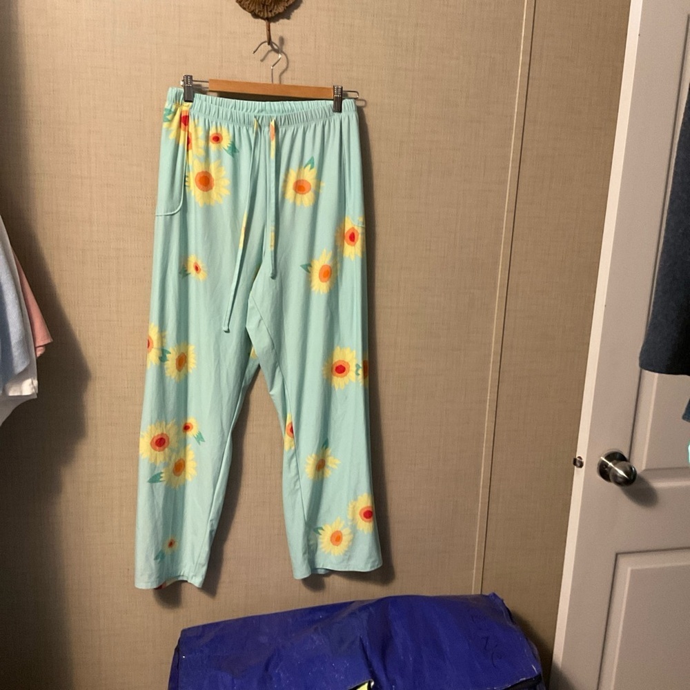 Sonoma Mint Green Sunflower Print Kids Pajama Bottoms